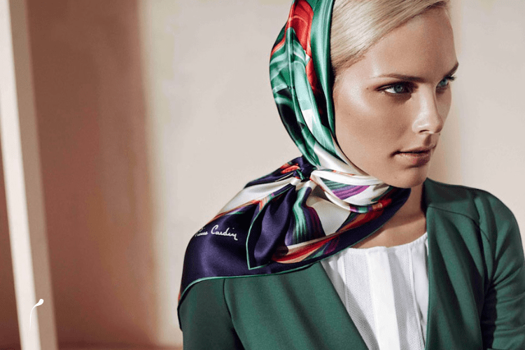بررسی انواع روسری ابریشمی و مدل های بستن آن 2 روسری ابریشمی ترک